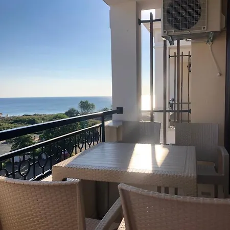 Appartement Borissov Green Life